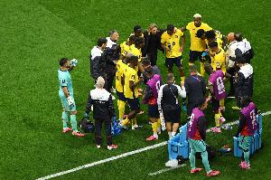 墨西哥与厄瓜多尔比赛正常补水,FIFA官方声明已移除“禁止补水”的说明