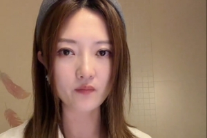 荒唐!球馆员工女生投篮时设障致其脚踝韧带断裂