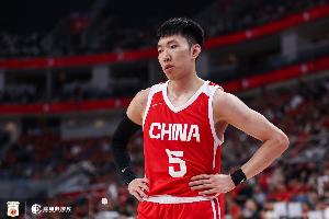 廖三宁首节替补出场仅4分钟,效率惊人,2投2中贡献4分并送出1次抢断